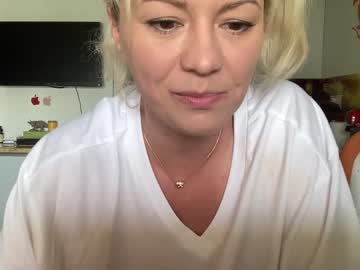 webcam girl kiradivine image #4589109