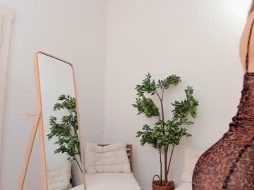 webcam girl christine_bae image #6755625