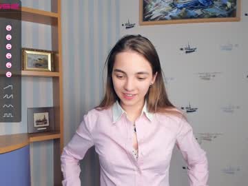 webcam girl shy_media image #4367381