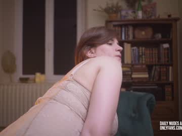 webcam girl claire_moulin image #1035672