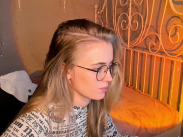 webcam girl linellali image #2563650