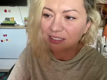 webcam girl kiradivine image #4675367