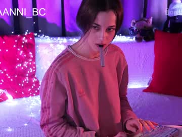 webcam girl taanni_bc image #3100264