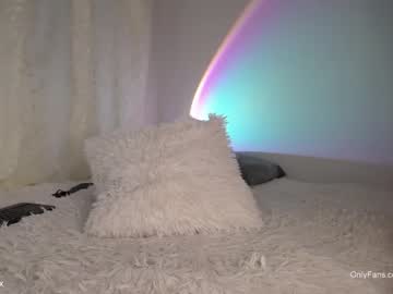 webcam girl _arianalzate_ image #4207663