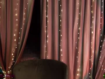 webcam girl nika_lodge image #6666780