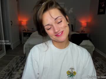 webcam girl kayribbons image #1168657