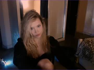 webcam girl bitter_moon image #3191308