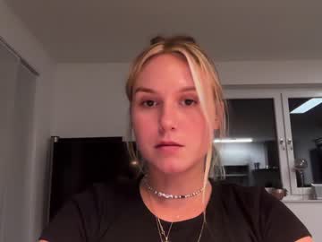 webcam girl sarahsapling image #5358096