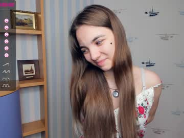 webcam girl shy_media image #4409465