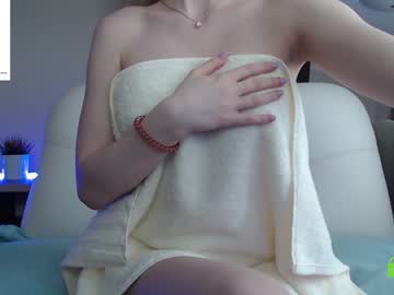 webcam girl adrykilly image #2096061