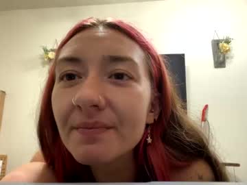 webcam girl daisydoll888 image #2468873