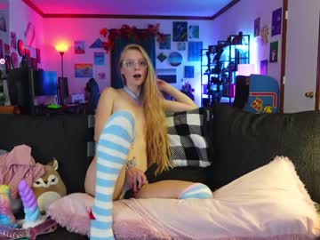 webcam girl emmasky69 image #2889192