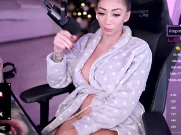 webcam girl evelyne92 image #698977