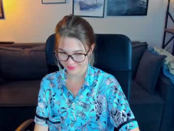 webcam girl lisa_roses image #3335989
