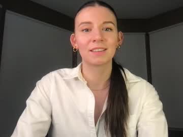 webcam girl heidihotte image #4144173