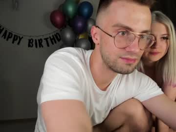 webcam couple dominant_family image #1537495