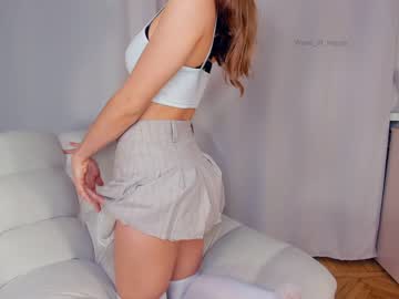 webcam girl wave_of_happy_ image #6854938
