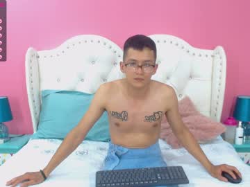 webcam couple mike_and_hannah image #217874