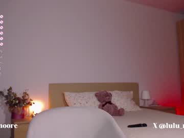 webcam girl lumoore image #6856935