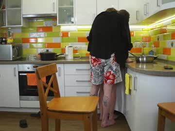 webcam couple monicayaung054 image #4113574