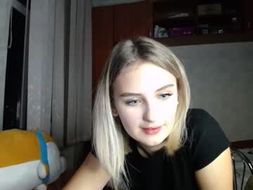 webcam girl melena_shy image #124847