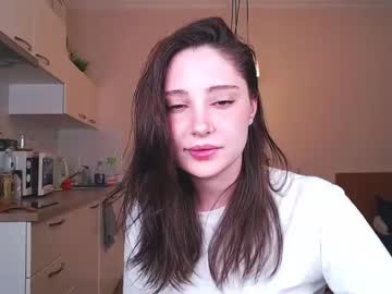 webcam girl funnybunny3579 image #4239770