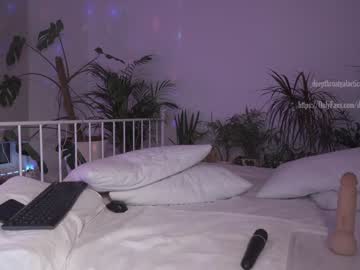 webcam girl _deepthroatgalactica image #540786