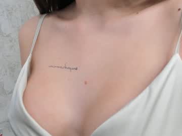 webcam girl sarahhughesa image #5763081