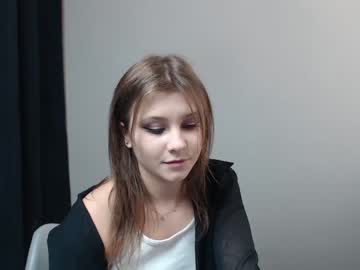 webcam girl relax_nina image #293294