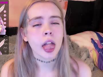 webcam girl nyakawaii69 image #3718480