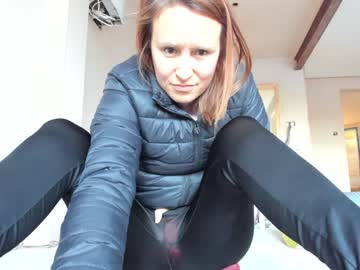 webcam girl eatmypie69 image #3174074