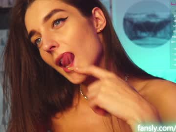 webcam girl angels_kiss image #2337062