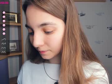 webcam girl shy_media image #4354097