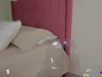 webcam girl veroniqe_lounge image #2100737