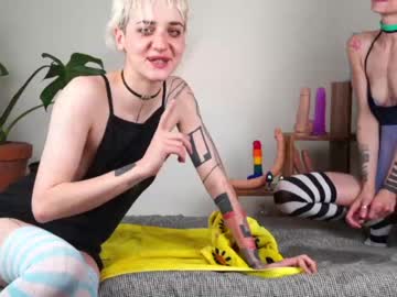 webcam girl peoplefromthelittletown image #4184934