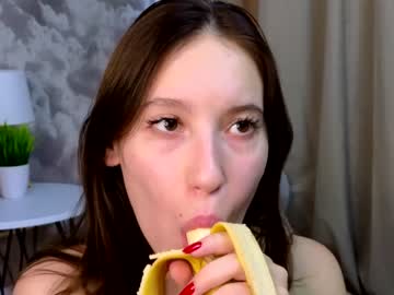 webcam girl just_emmy image #5656316