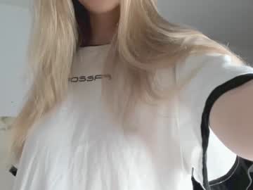 webcam girl infinite_reality image #5392145