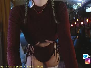 webcam girl bigeyesxo image #5977286