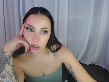 webcam girl eevie_moon image #4582081
