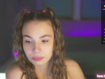 webcam girl hoolybunny image #3111712