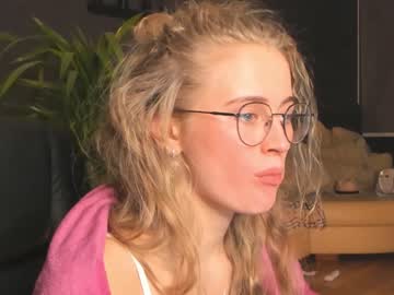 webcam girl linellali image #2836825