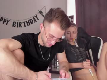 webcam couple dominant_family image #1421171