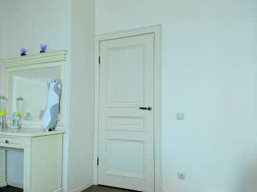 webcam girl eleonora_linn image #2719645
