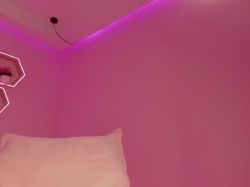 webcam girl bella_adams_ image #2779343