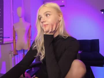 webcam girl allotropp image #5200314