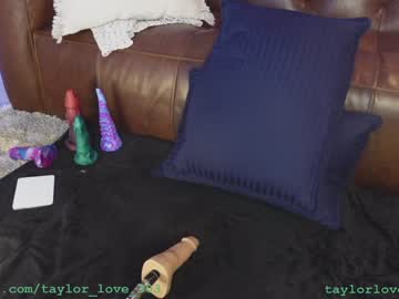 webcam girl taylor_love_303 image #6153901