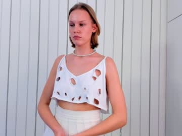webcam girl noreenelletson image #6157726