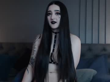webcam girl charlotte_germanotta_ image #5091545