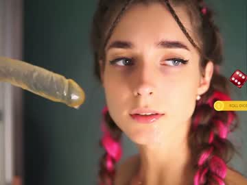 webcam girl angels_kiss image #2035113