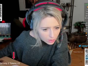 webcam girl kimilee22 image #1332003